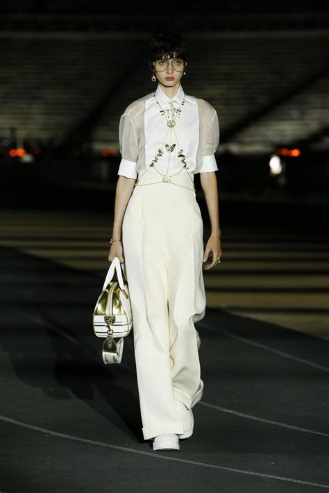 where to buy dior clothing